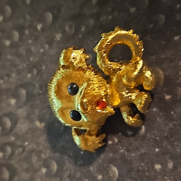 Vintage Monet Puppy Pin - Picture 2 of 4